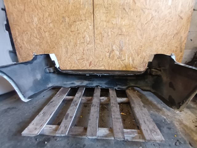 bontott FIAT STILO Hátsó Lökhárító (Részeivel)