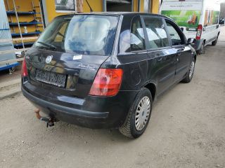 bontott FIAT STILO Hátsó Lökhárító (Üresen)