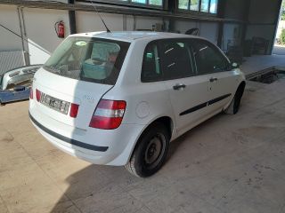 bontott FIAT STILO Hátsó Ülés