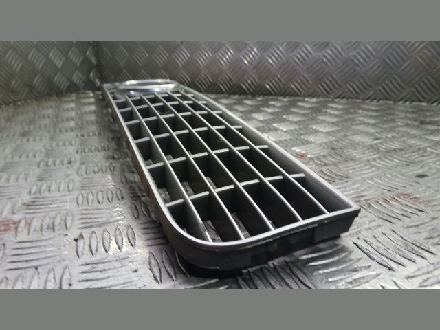 bontott FIAT STILO Hűtőrács