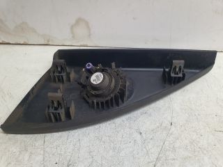 bontott FIAT STILO Jobb A Oszlop Hangszóró Burkolat