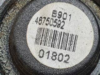 bontott FIAT STILO Jobb A Oszlop Hangszóró Burkolat