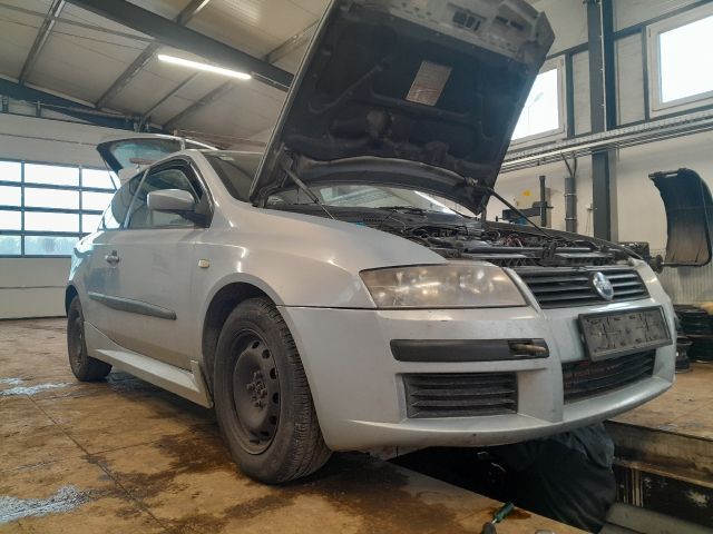 bontott FIAT STILO Jobb C Oszlop Burkolat