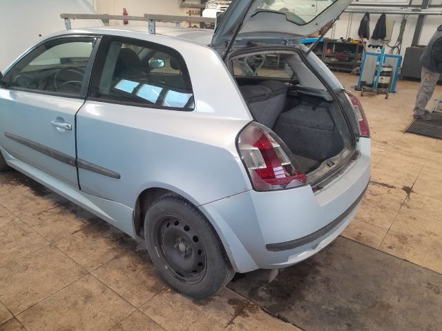 bontott FIAT STILO Jobb C Oszlop Burkolat