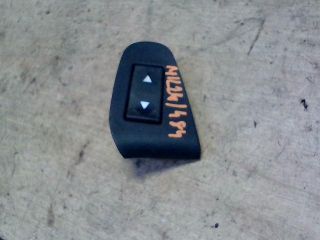 bontott FIAT STILO Jobb első Ablakemelő Kapcsoló