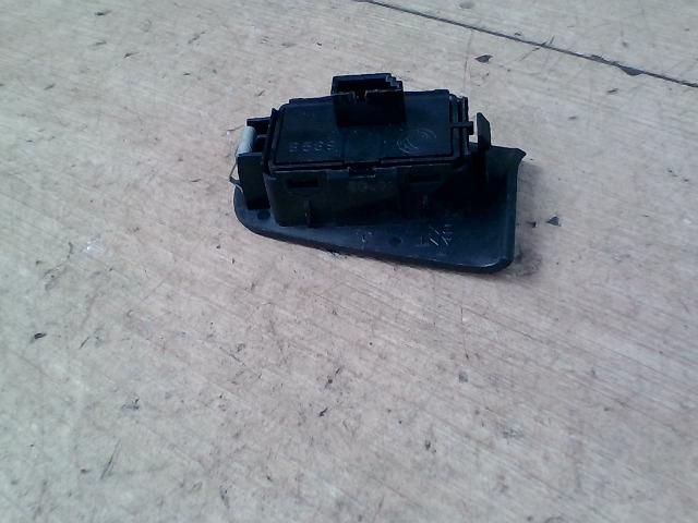 bontott FIAT STILO Jobb első Ablakemelő Kapcsoló