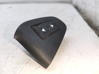 bontott FIAT STILO Jobb első Ablakemelő Kapcsoló