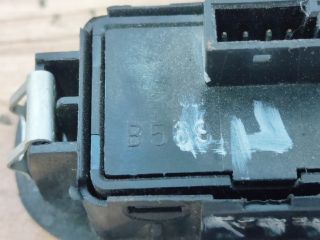 bontott FIAT STILO Jobb első Ablakemelő Kapcsoló