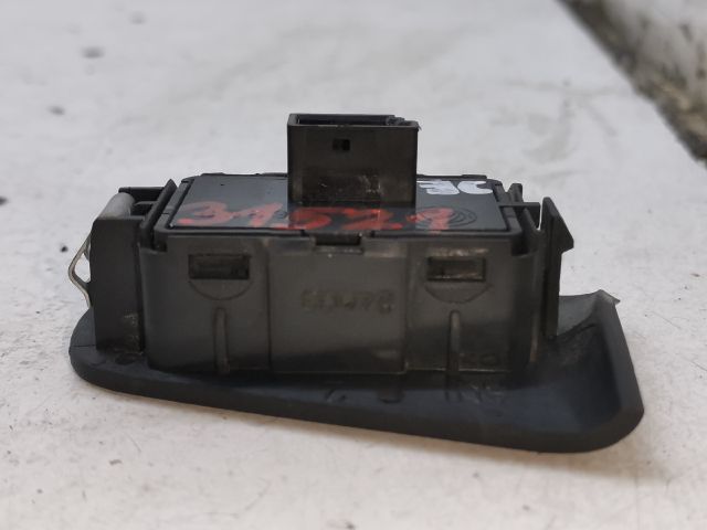 bontott FIAT STILO Jobb első Ablakemelő Kapcsoló