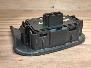 bontott FIAT STILO Jobb első Ablakemelő Kapcsoló