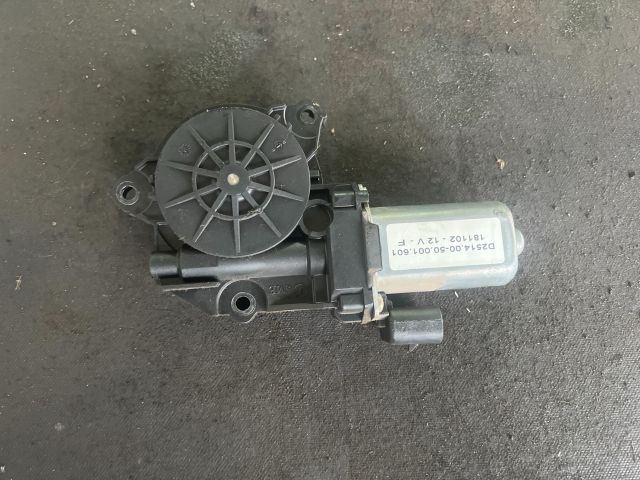 bontott FIAT STILO Jobb első Ablakemelő Motor