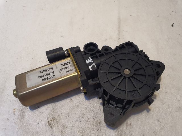 bontott FIAT STILO Jobb első Ablakemelő Motor