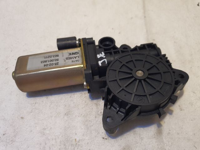 bontott FIAT STILO Jobb első Ablakemelő Motor