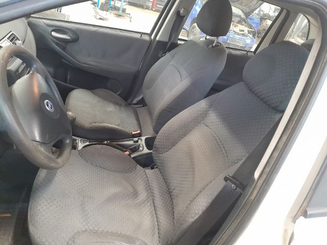 bontott FIAT STILO Jobb első Ablakemelő Szerkezet (Elektromos)