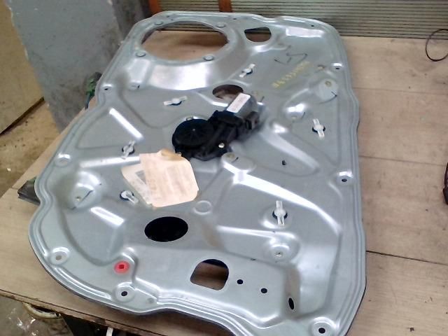 bontott FIAT STILO Jobb első Ablakemelő Szerkezet (Elektromos)