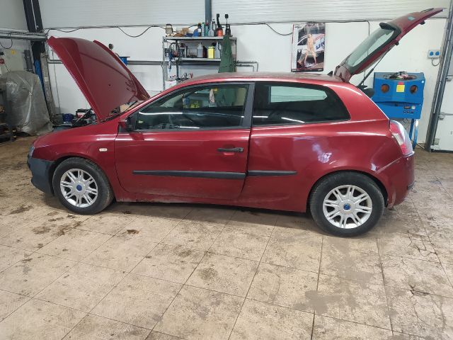 bontott FIAT STILO Jobb első Ablakemelő Szerkezet (Elektromos)