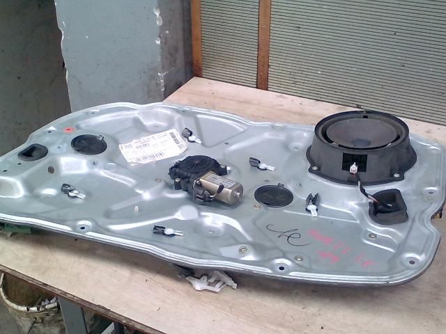 bontott FIAT STILO Jobb első Ablakemelő Szerkezet (Elektromos)