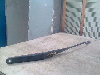 bontott FIAT STILO Jobb első Ablaktörlő Kar