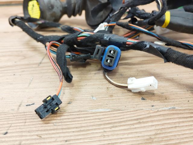 bontott FIAT STILO Jobb első Ajtó Kábelköteg