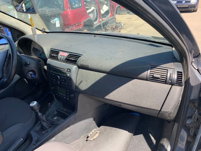 bontott FIAT STILO Jobb első Ajtó (Részeivel)