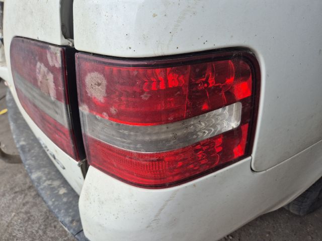 bontott FIAT STILO Jobb első Ajtó (Részeivel)