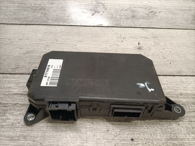 bontott FIAT STILO Jobb első Ajtó Vezérlőegység