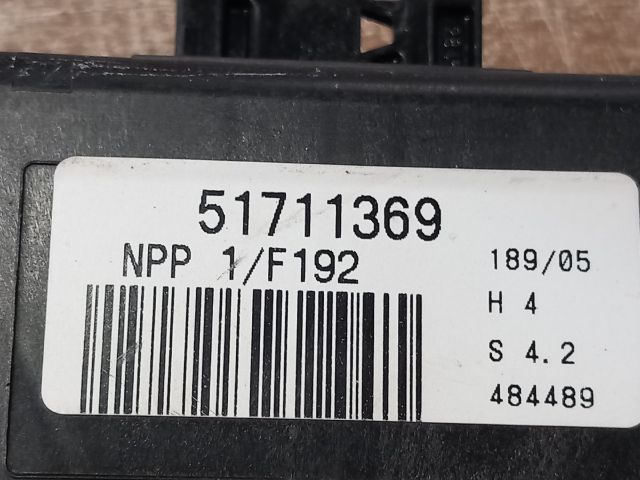 bontott FIAT STILO Jobb első Ajtó Vezérlőegység