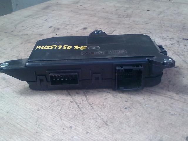 bontott FIAT STILO Jobb első Ajtó Vezérlőegység