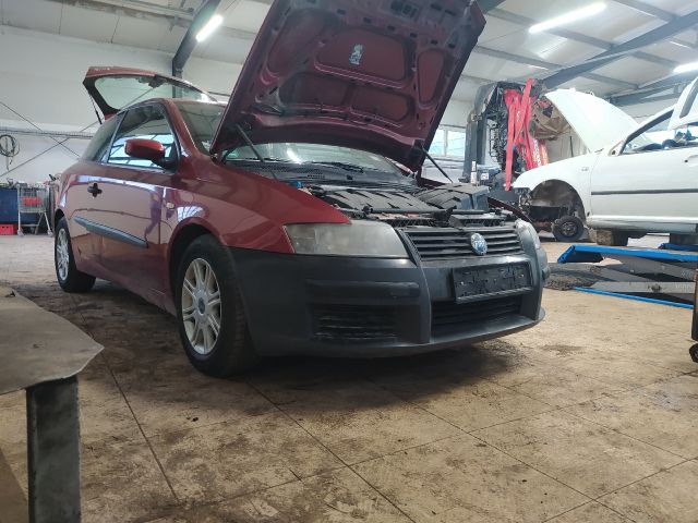 bontott FIAT STILO Jobb első Ajtóhatároló