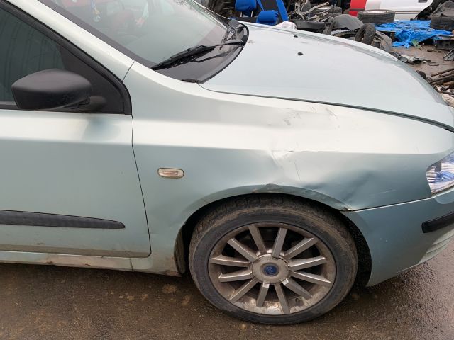 bontott FIAT STILO Jobb első Ajtóhatároló