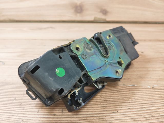 bontott FIAT STILO Jobb első Ajtózár