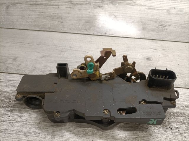 bontott FIAT STILO Jobb első Ajtózár