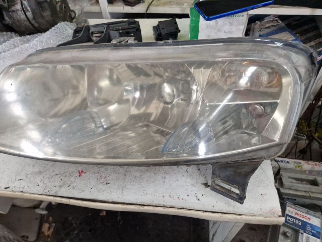 bontott FIAT STILO Jobb Fényszóró