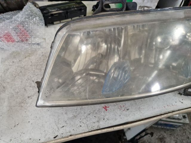 bontott FIAT STILO Jobb Fényszóró