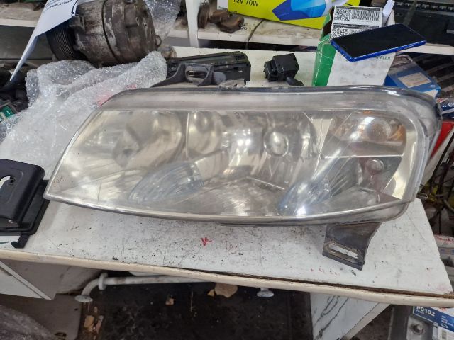 bontott FIAT STILO Jobb Fényszóró