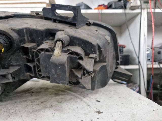 bontott FIAT STILO Jobb Fényszóró