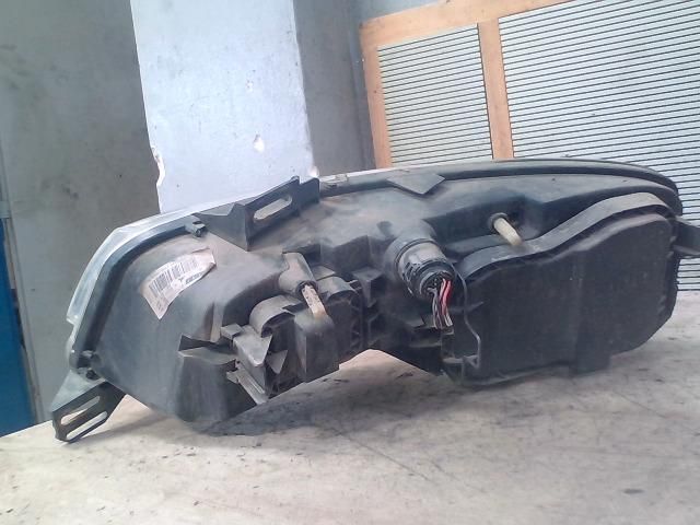 bontott FIAT STILO Jobb Fényszóró