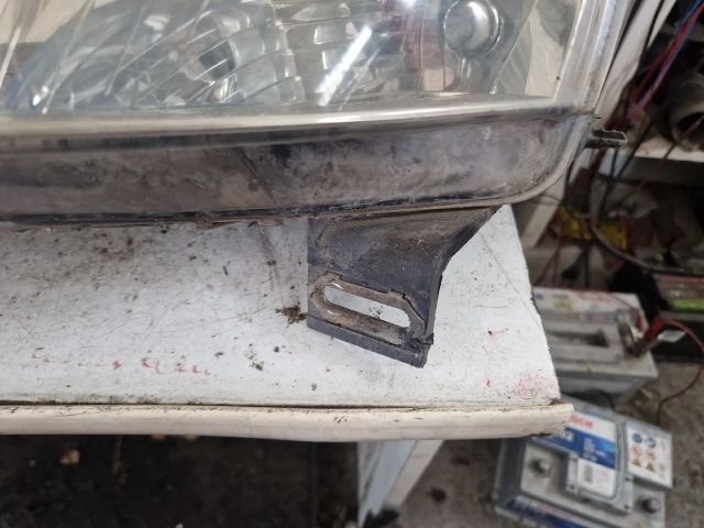 bontott FIAT STILO Jobb Fényszóró