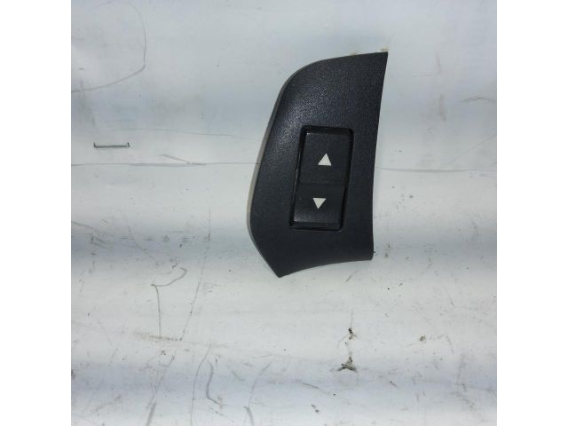 bontott FIAT STILO Jobb hátsó Ablakemelő Kapcsoló
