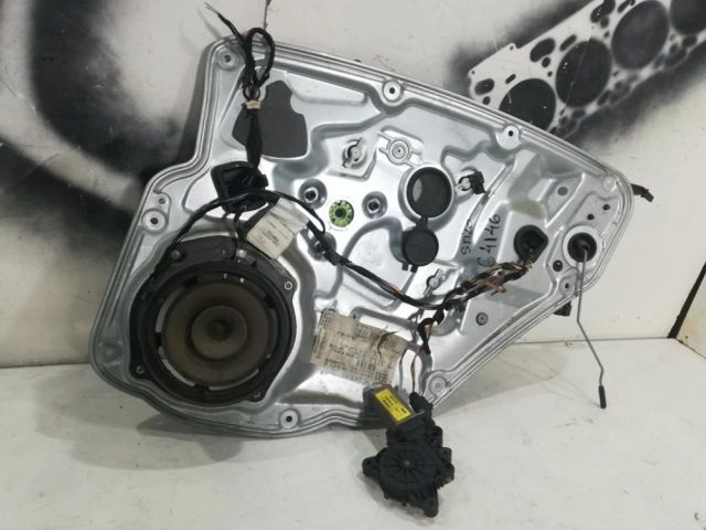 bontott FIAT STILO Jobb hátsó Ablakemelő Szerkezet (Elektromos)