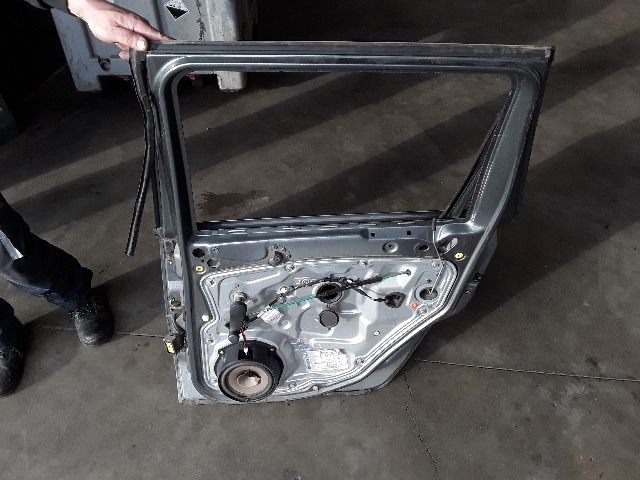 bontott FIAT STILO Jobb hátsó Ajtó (Üres lemez)