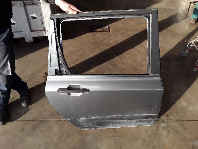 bontott FIAT STILO Jobb hátsó Ajtó (Üres lemez)