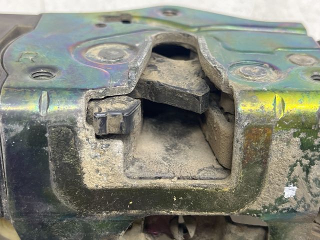 bontott FIAT STILO Jobb hátsó Ajtózár