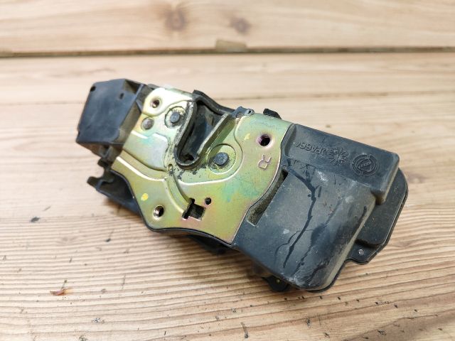 bontott FIAT STILO Jobb hátsó Ajtózár