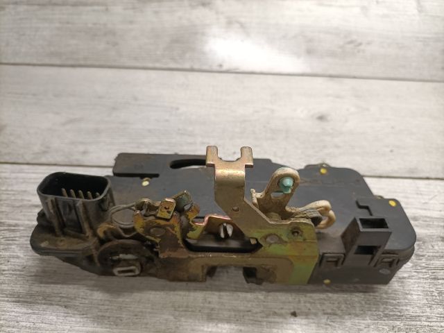 bontott FIAT STILO Jobb hátsó Ajtózár