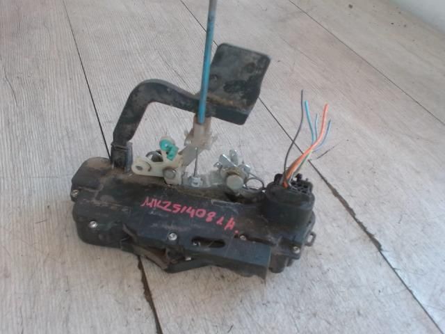 bontott FIAT STILO Jobb hátsó Ajtózár