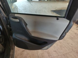 bontott FIAT STILO Jobb hátsó Ajtózár