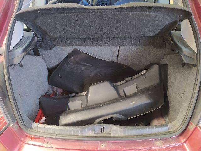 bontott FIAT STILO Kalaptartó