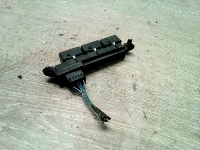 bontott FIAT STILO Kapcsoló (Magában)