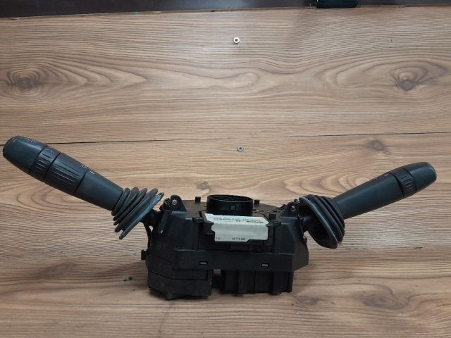 bontott FIAT STILO Komplett Kormánykapcsoló (Bajuszkapcsoló)